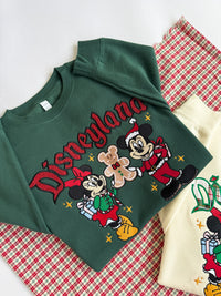 GLITTER CHRISTMAS CREWNECK (TAT 3/5 WEEKS)