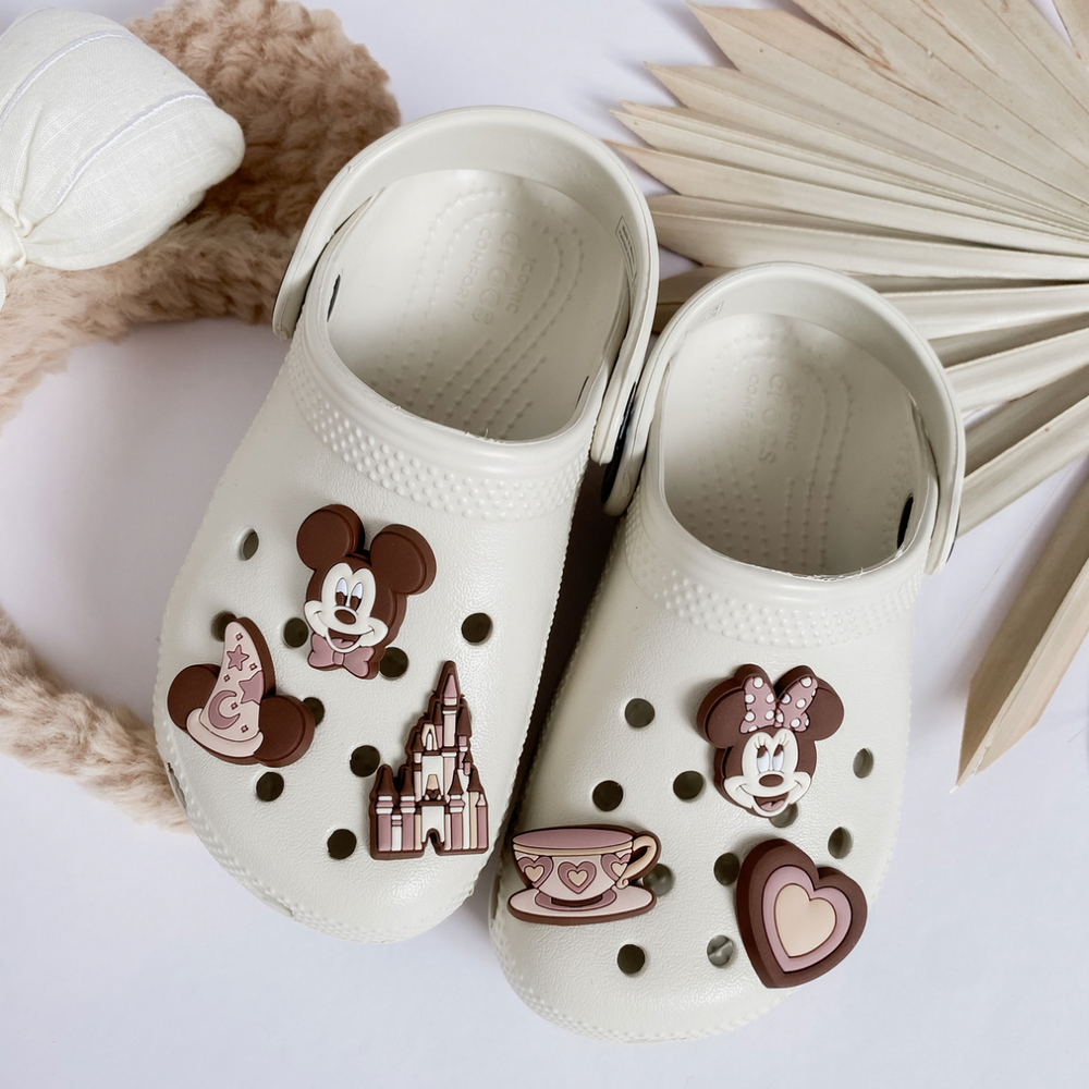 Crocs pins near hot sale me