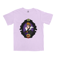 THE QUEEN ADULT T-SHIRT
