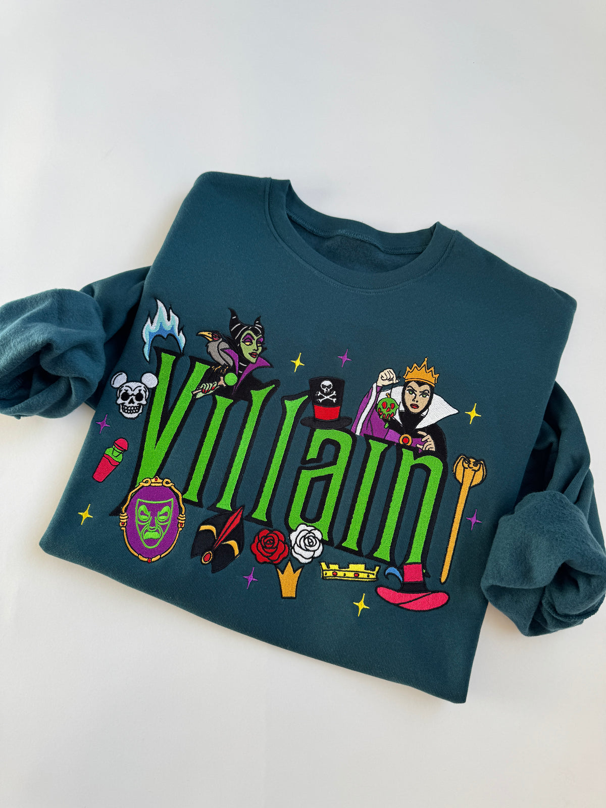 VILLAIN CREW NECK