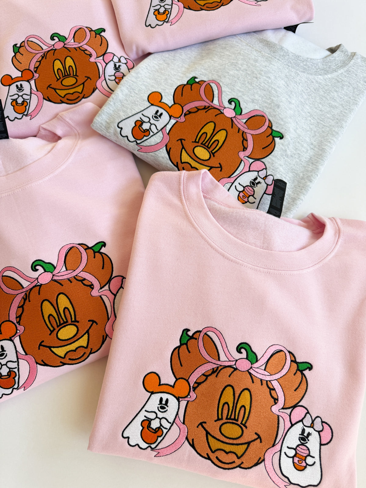 GHOSTY PUMPKINS CREWNECK (TAT 3/5 WEEKS)
