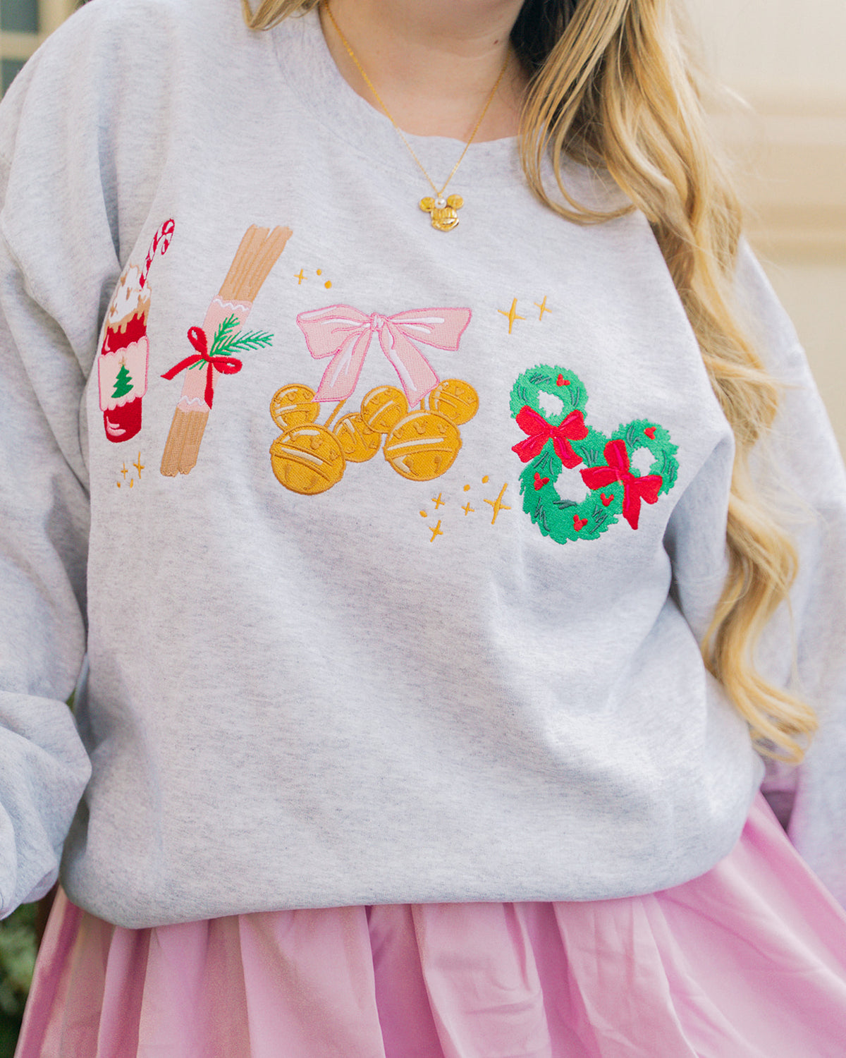 JOLLY CHURRO CREWNECK (TAT 3/5 WEEKS)