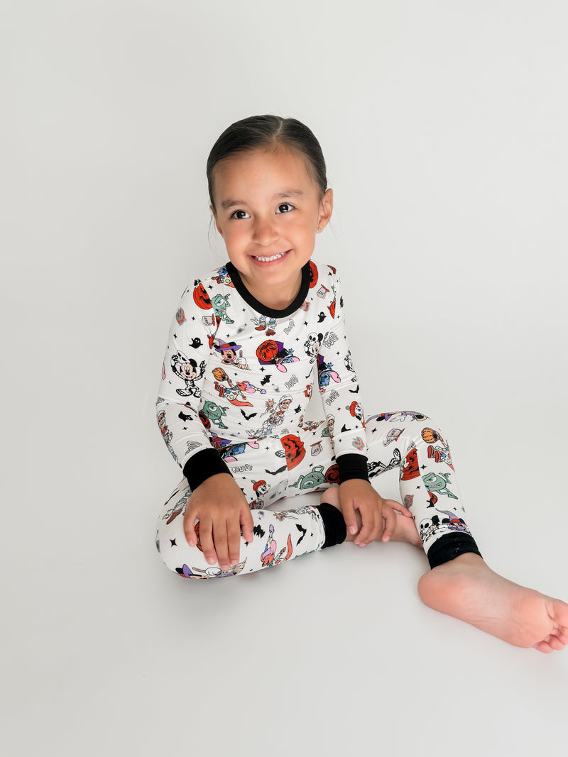 SPOOKY FRIENDS PAJAMA SET